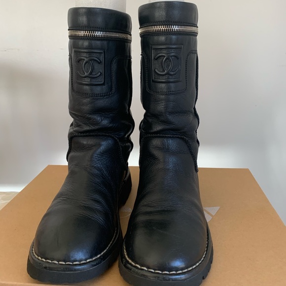 Authentic Chanel boots - Picture 1 of 5